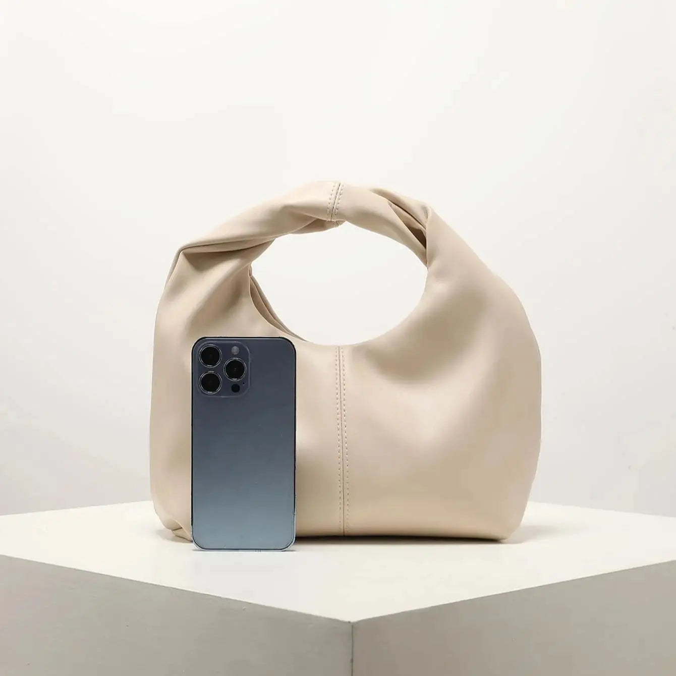 Kunstleder-Clutch - Damen - Mivela