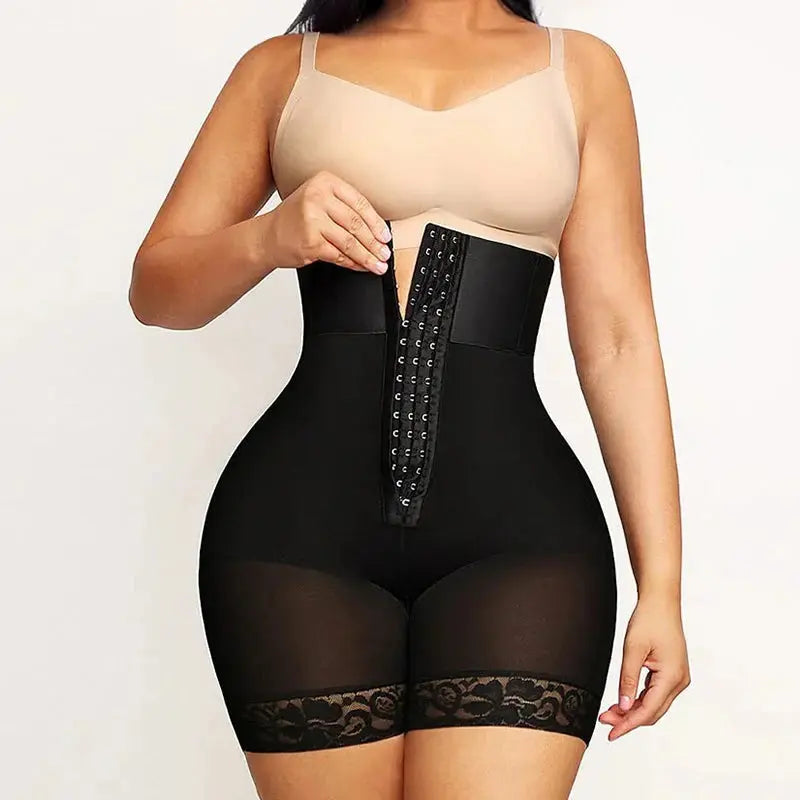 Short SlimCurve : Affine the Taille &amp; Rehausse les Fesses