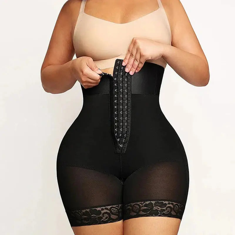 Short SlimCurve : Affine the Taille &amp; Rehausse les Fesses