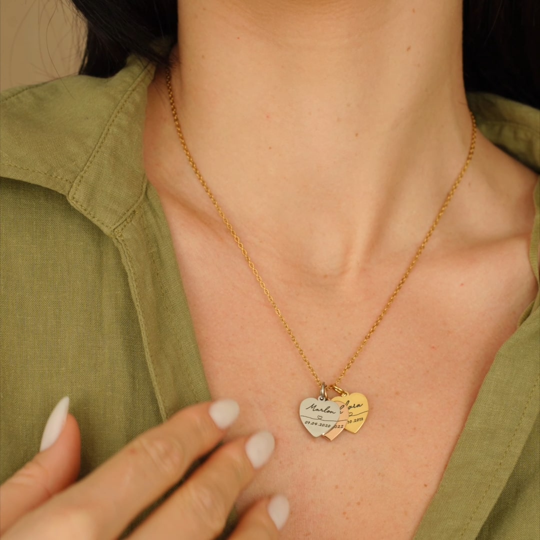 Personalized heart necklace with name &amp; date – Amora®